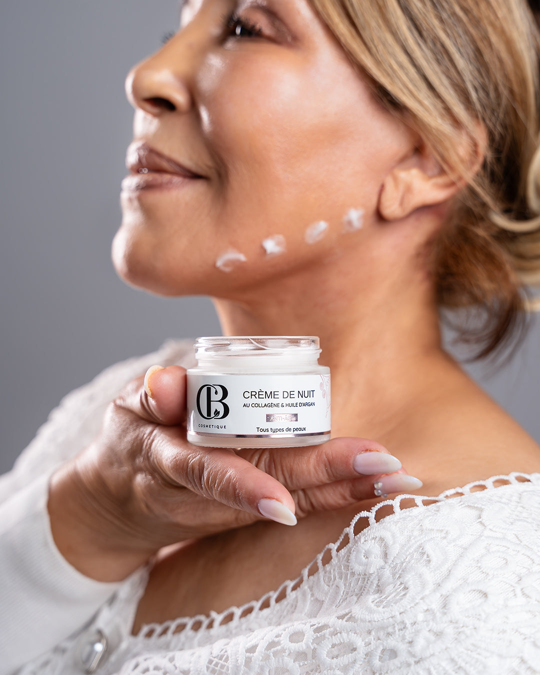 Routine Anti-Âge Complète – Hydratation, Fermeté & Éclat